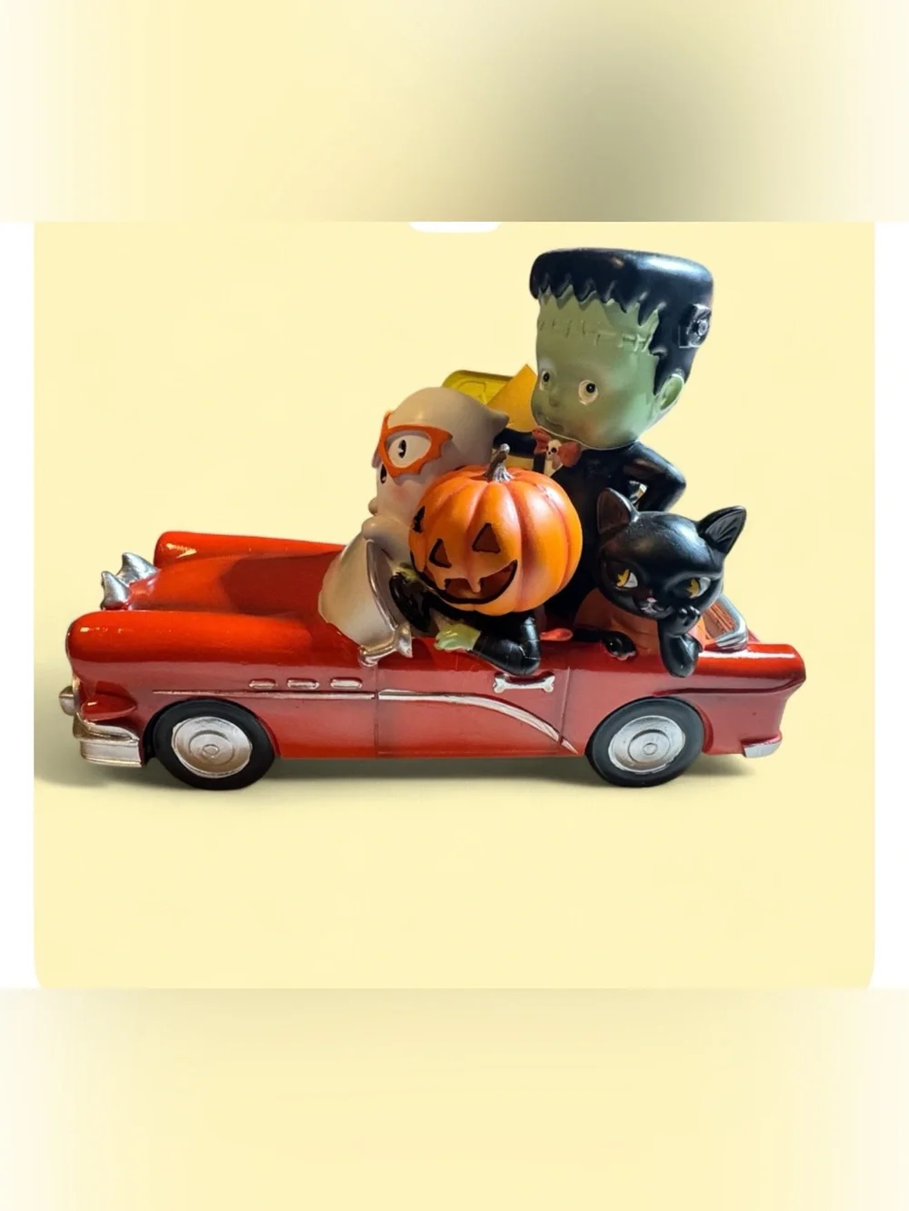 Light up halloween ceramic car with Frankenstein, pumpkin, black cat & ghost